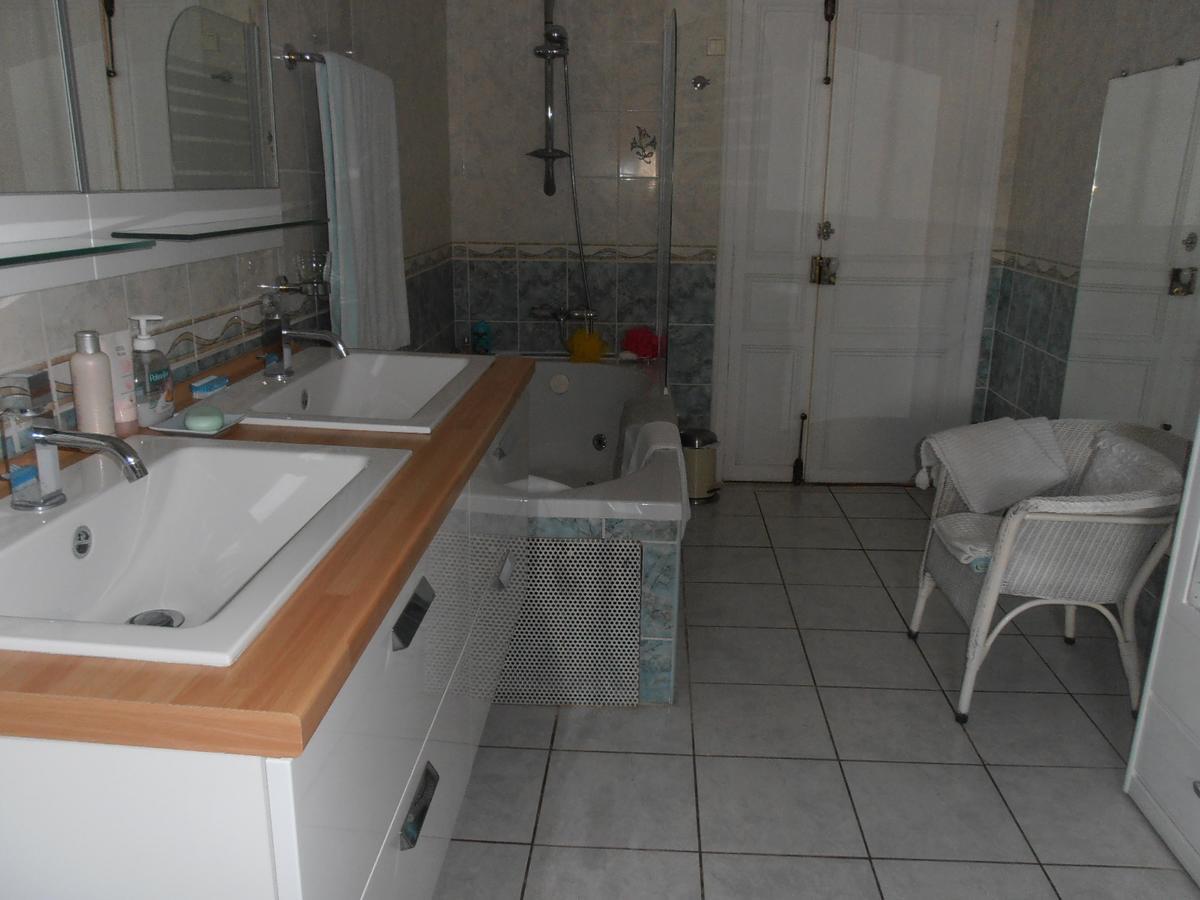 Bed and Breakfast L'Orchidee Ginestas Exterior foto