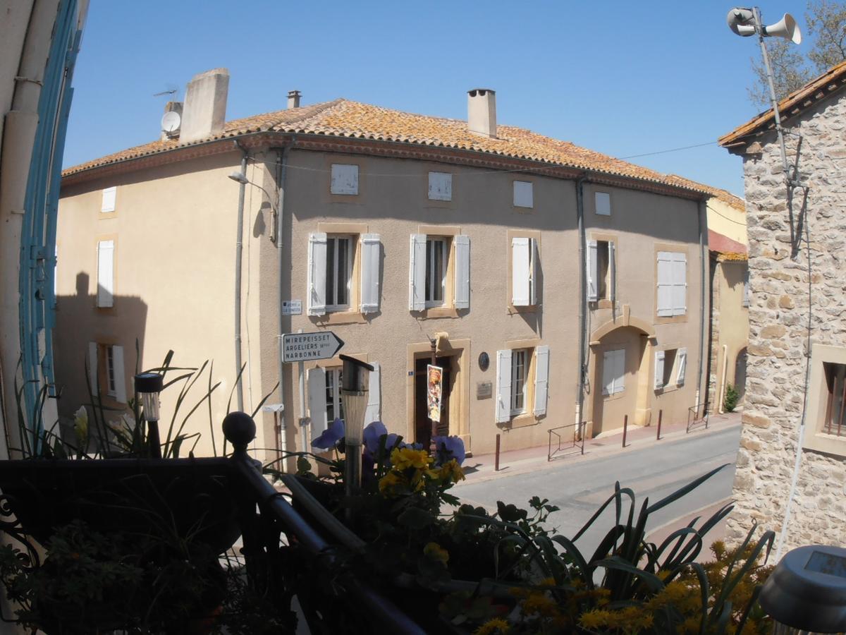 Bed and Breakfast L'Orchidee Ginestas Exterior foto