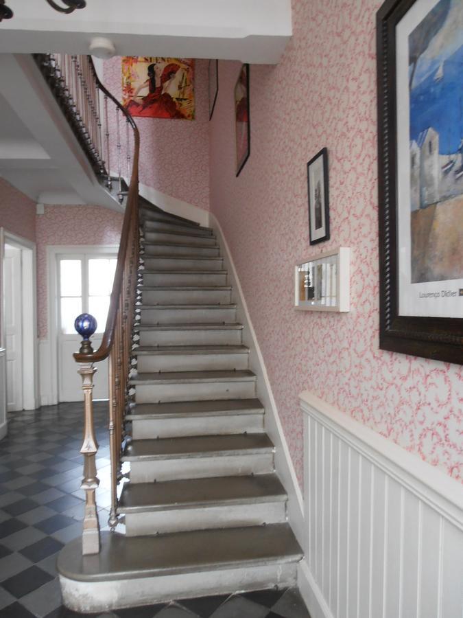 Bed and Breakfast L'Orchidee Ginestas Exterior foto