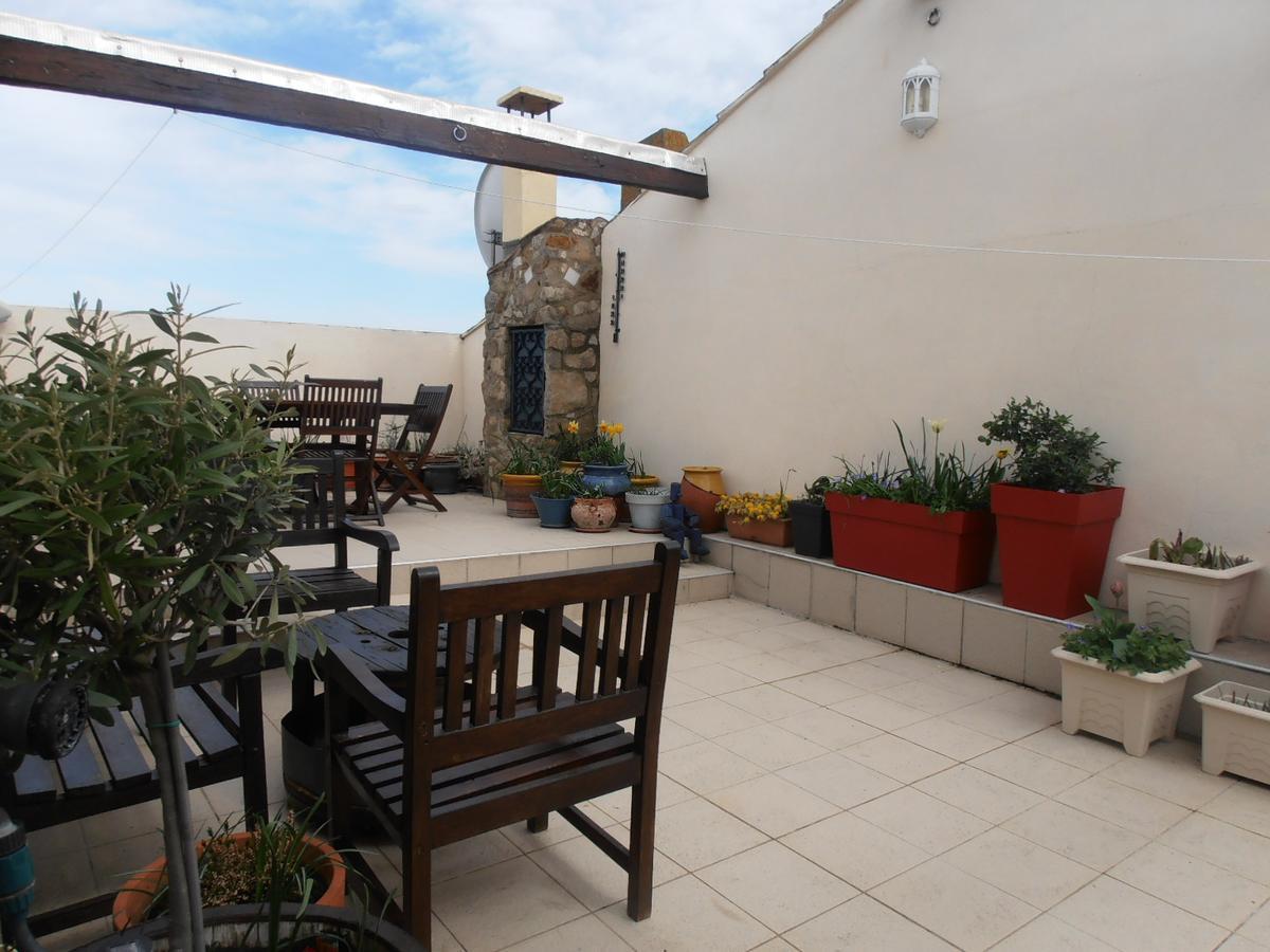 Bed and Breakfast L'Orchidee Ginestas Exterior foto