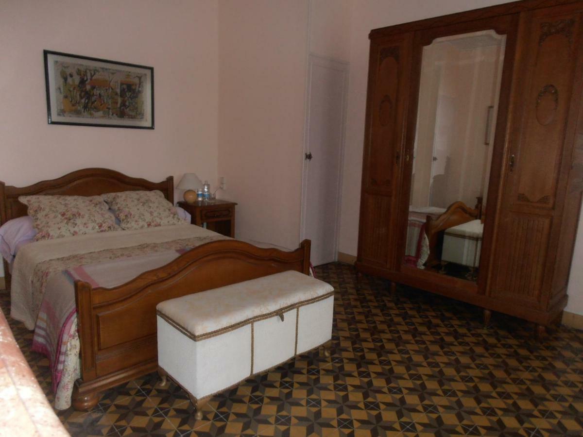 Bed and Breakfast L'Orchidee Ginestas Exterior foto